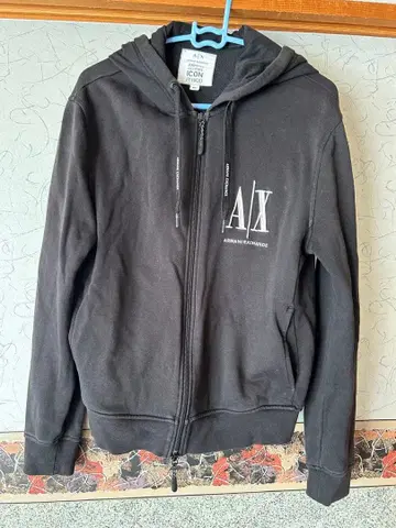 Armani Exchange 블랙 집업 후드티