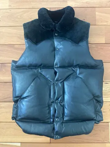 Rocky Mountain 로키 마운틴 올 가죽 다운 베스트