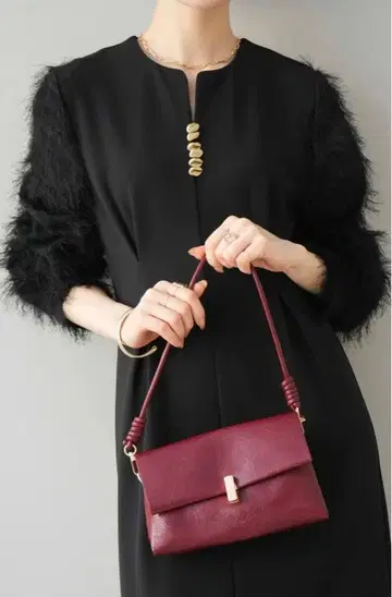 뉘앙스 핸들 버클 미니 백/레드