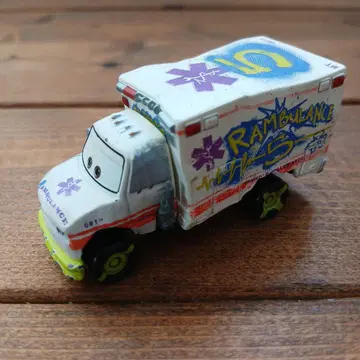 [단종] 카즈 토미카 닥터 데미지 (스탠다드 타입)