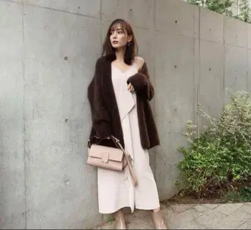 노블 라쿤 니트 가디건 가격 인하 새상품급