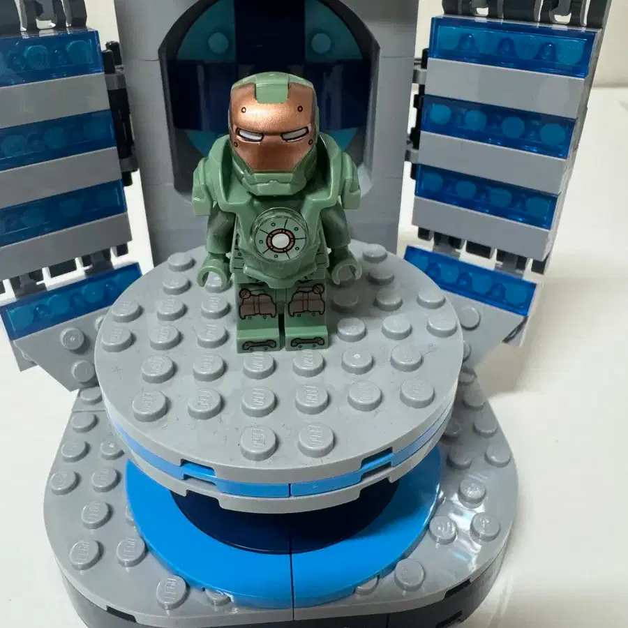 Lego Marvel Minifigure Iron Man