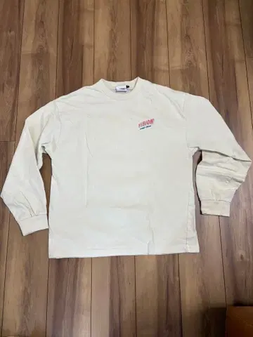 새상품급 VISION STREET WEAR M 사이즈 긴팔 T셔츠