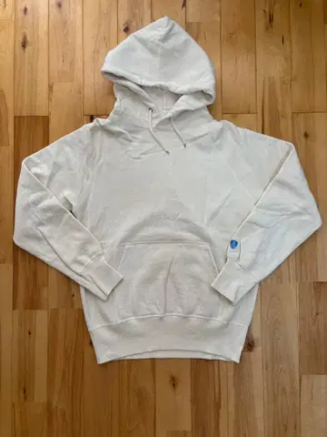 오르치발 후드티