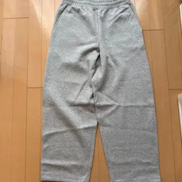 니유쿠로 C 맨투맨 와이드 팬츠 M