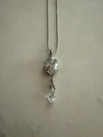 크리스탈 펜던트 실버 목걸이