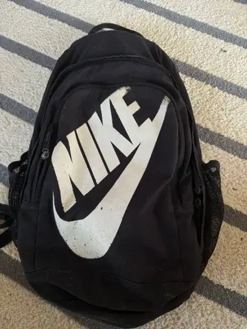Nike 블랙 백팩
