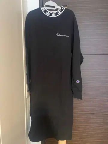 Champion x rosebud 긴팔 원피스 블랙 M 사이즈