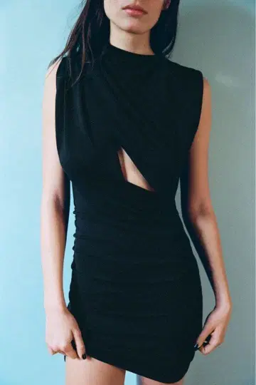 블랙 슬리브리스 미니 원피스