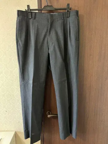 그레이 플리츠 슬랙스