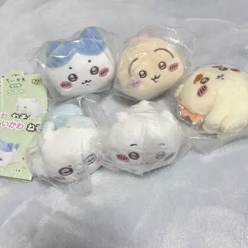 치이카와 가챠 잠자는 봉제 인형