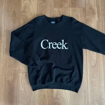 Creek 블랙 맨투맨 M 사이즈
