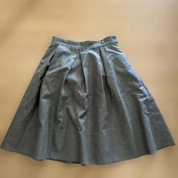 새상품급 FOXEY 스커트 사이즈 40