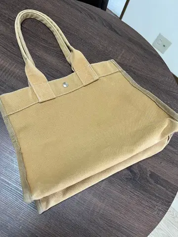 UTILITY 베이지 토트백