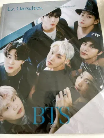 BTS Us. Ourselves. 사진집