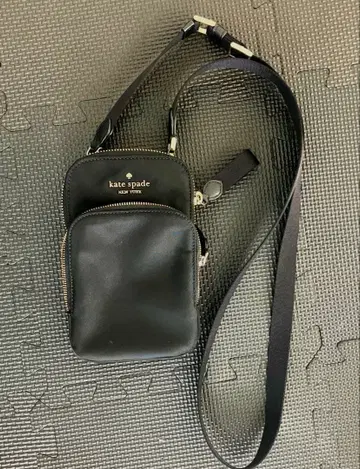 케이트 스페이드 스마트폰 숄더 미사용
