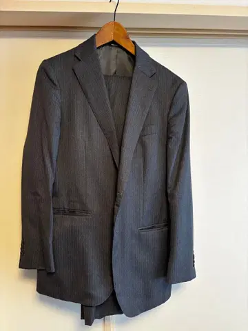 그린 라벨 비즈니스 정장 그레이