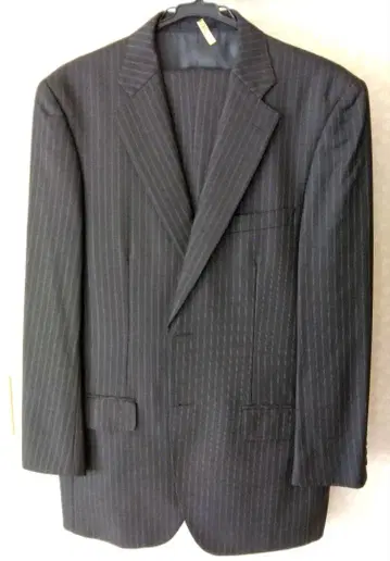 던힐 Dunhill 수트 다크 그레이 스트라이프