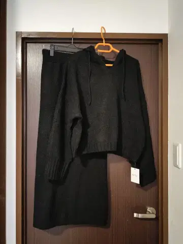 그레일 택 포함 미사용 새상품 블랙 니트 셋업 후드 부착