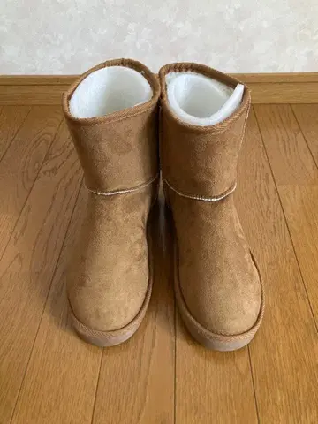 브라운 스웨이드 숏부츠