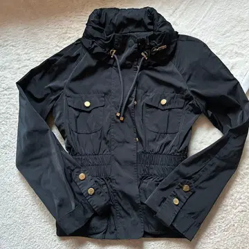 MONCLER 블랙 마운틴 파카