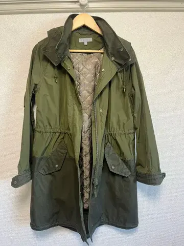 유니클로 올리브 그린 밀리터리 자켓