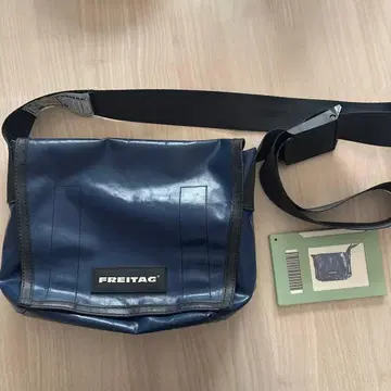 FREITAG 메신저 백 네이비