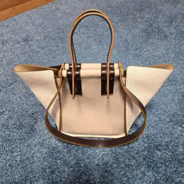 화이트 가죽 숄더백 2Way EPOR