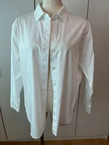 [새상품] 23구 화이트 긴팔 셔츠 미사용 택 포함