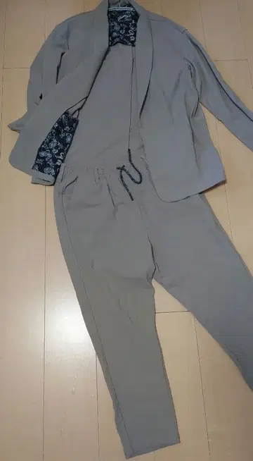 봄/가을용 셋업 중고품