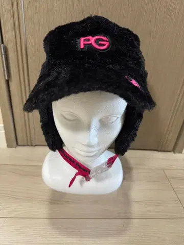 PG 플리스 귀도리 니트 모자 블랙