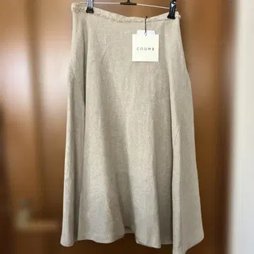 택 포함 새상품 쿠움 린넨 플레어 스커트