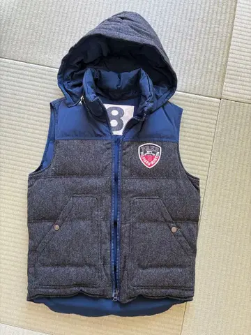 TOMY 후드 부착 다운 베스트 네이비/그레이