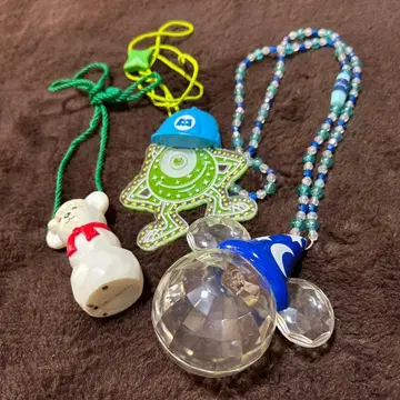 디즈니랜드 구매 빛나는 목걸이 마이크 와조스키 외