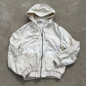 ZARA 후드 부착 화이트 자켓 L 사이즈