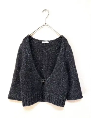 새상품급 ADORE 캐시미어 혼방 라메 입은 가디건 숏 기장 38