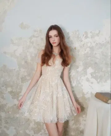 Wardrobes by Chen 파티 미니 드레스