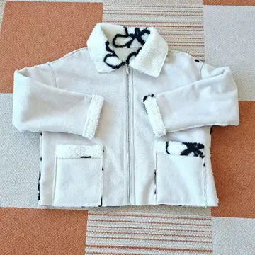 [ M 사이즈 ] 페이크 무스탕 보아 자켓 리버서블