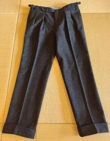 [ 새상품급 ] 울 플란넬 2 플리츠 사이드 조절 슬랙스