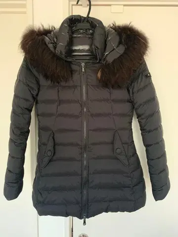 TATRAS 다운 자켓 리버서블 블랙 퍼 포함 새상품급!