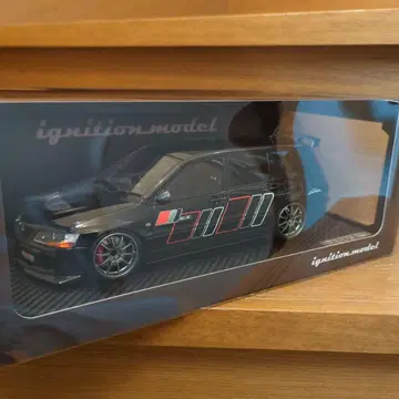 이그니션 모델 1/18 미쓰비시 랜서 에볼루션 왜건