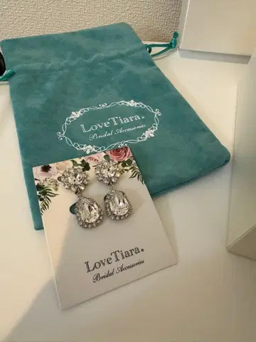 러브 티아라 결혼식 귀걸이