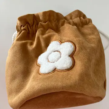 MARY QUANT 브라운 복조리 파우치