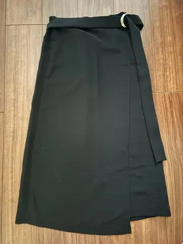 NOBLE 블랙 타이트 스커트 36