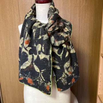 팔라스 팰리스 머플러 미사용품