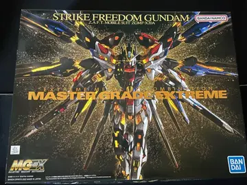 MGEX 1/100 스트라이크 프리덤 건담