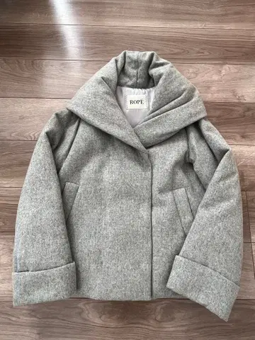 [ 사이즈 40 ] 로페 숄카라 다운 코트 클리닝 완료