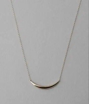 ete 에테 크레센트 문 목걸이