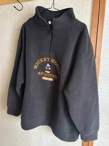 미키 마우스 맨투맨