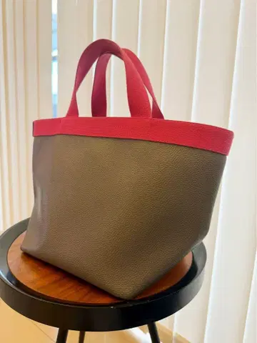 에르베샤 펠리에 그레이/핑크 합성 피혁 토트백